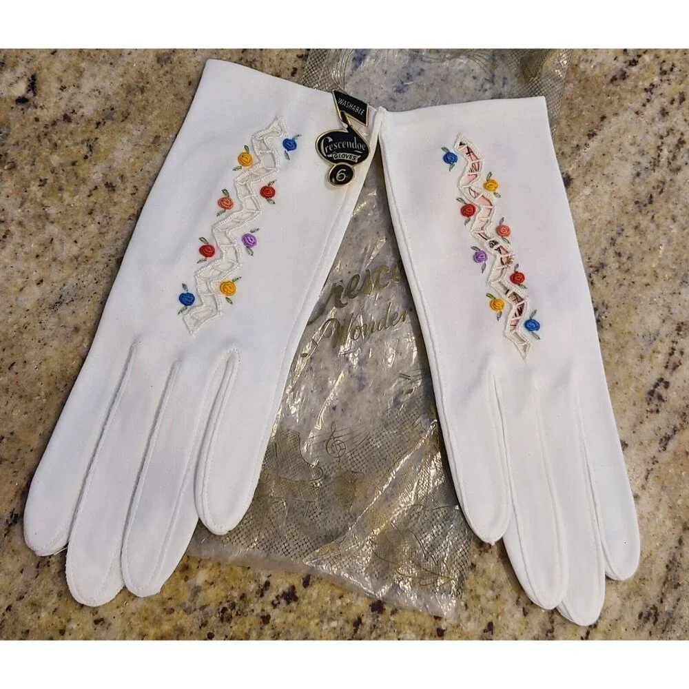 New! Women's Size XS-S 6 White Colorful Flower Cutout 8